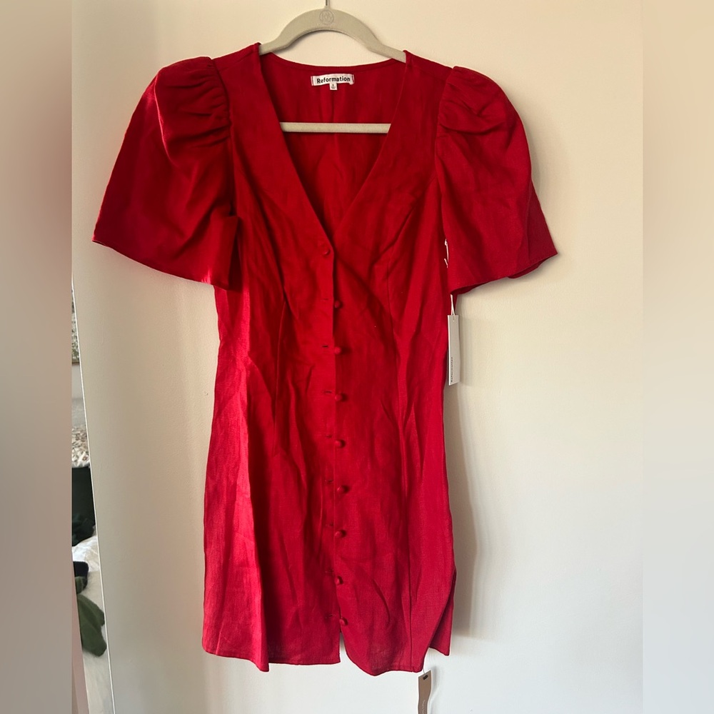 Red short-sleeved Reformation mini *NWT*